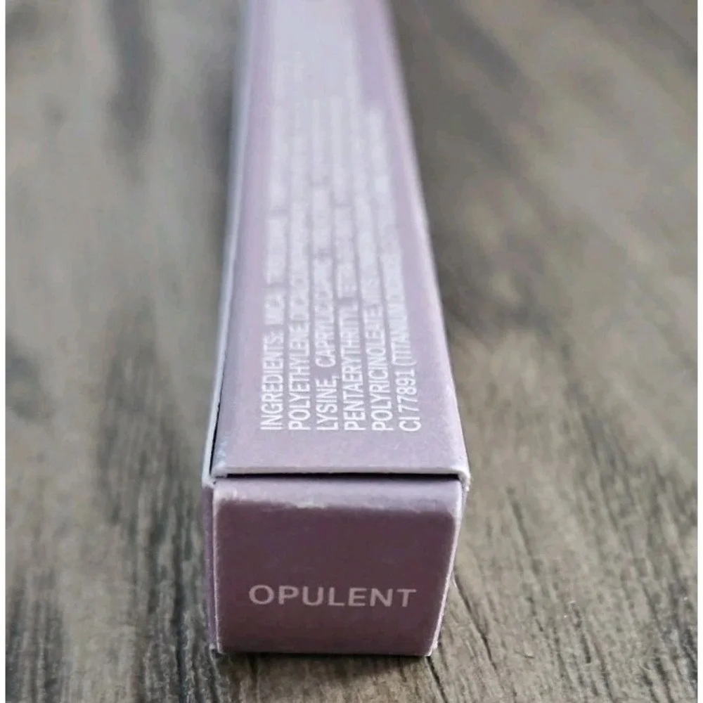 ILIA  Eye Stylus Shadow Stick Opulent | Shimmer